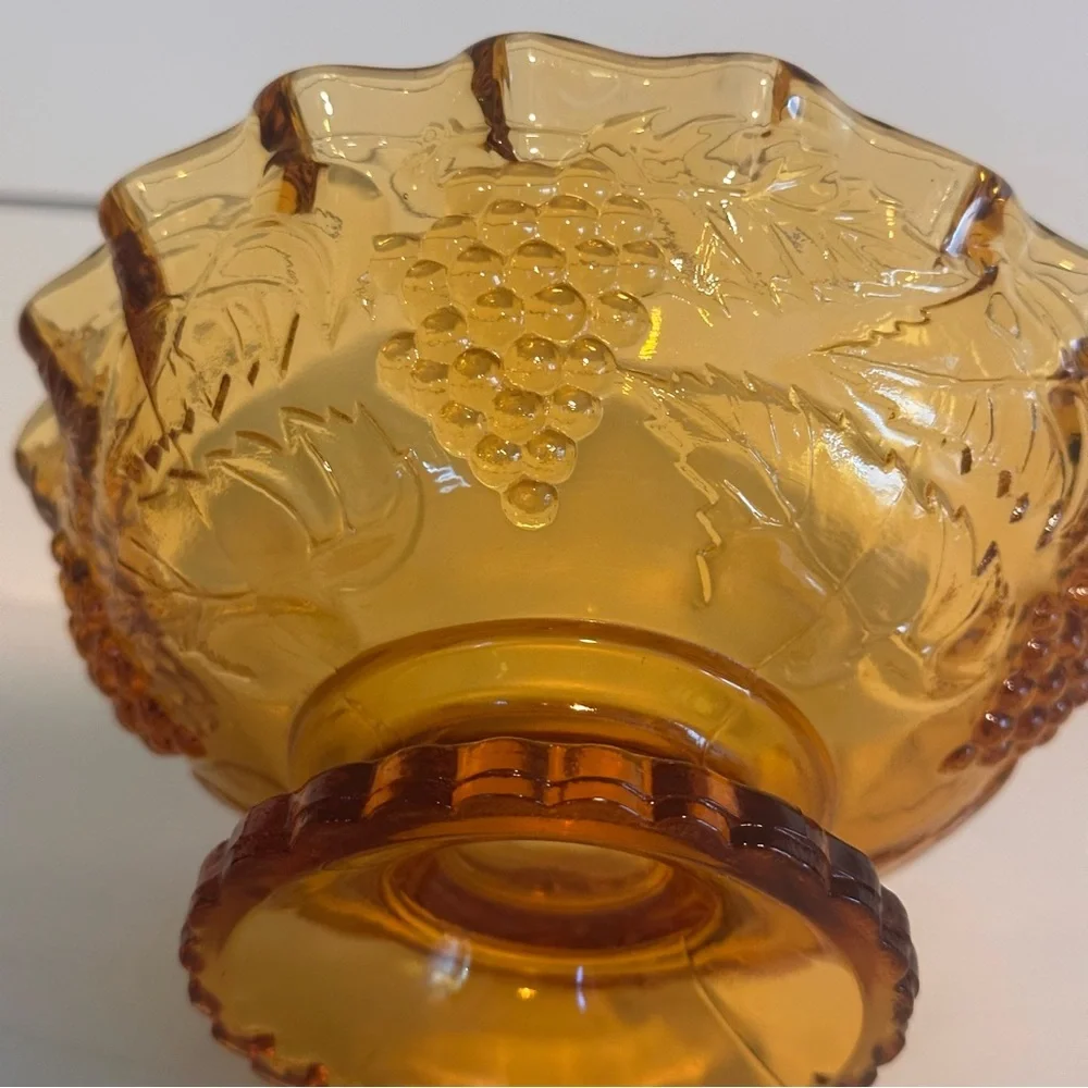 Vintage Indiana Amber Glass Grapevine Embossed Pedestal Candy Dish - Picture 4 of 8